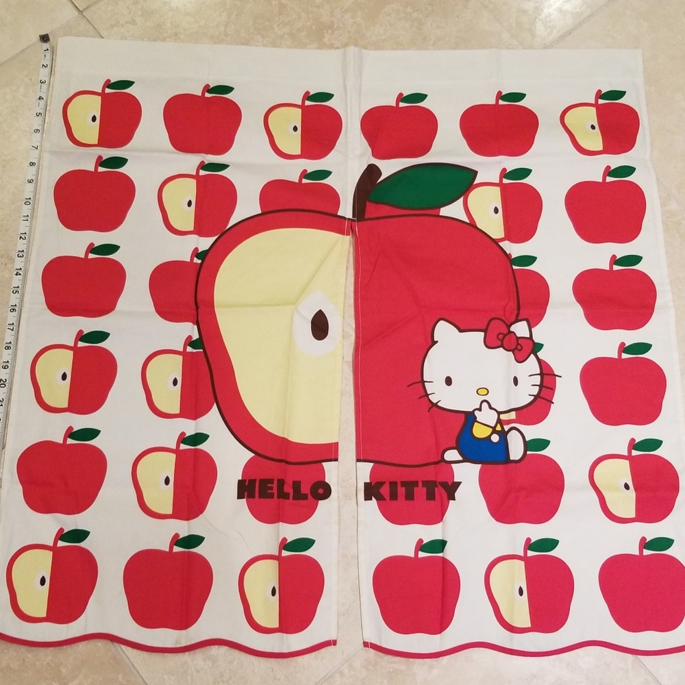 Hello kitty 2002 Courtain rare